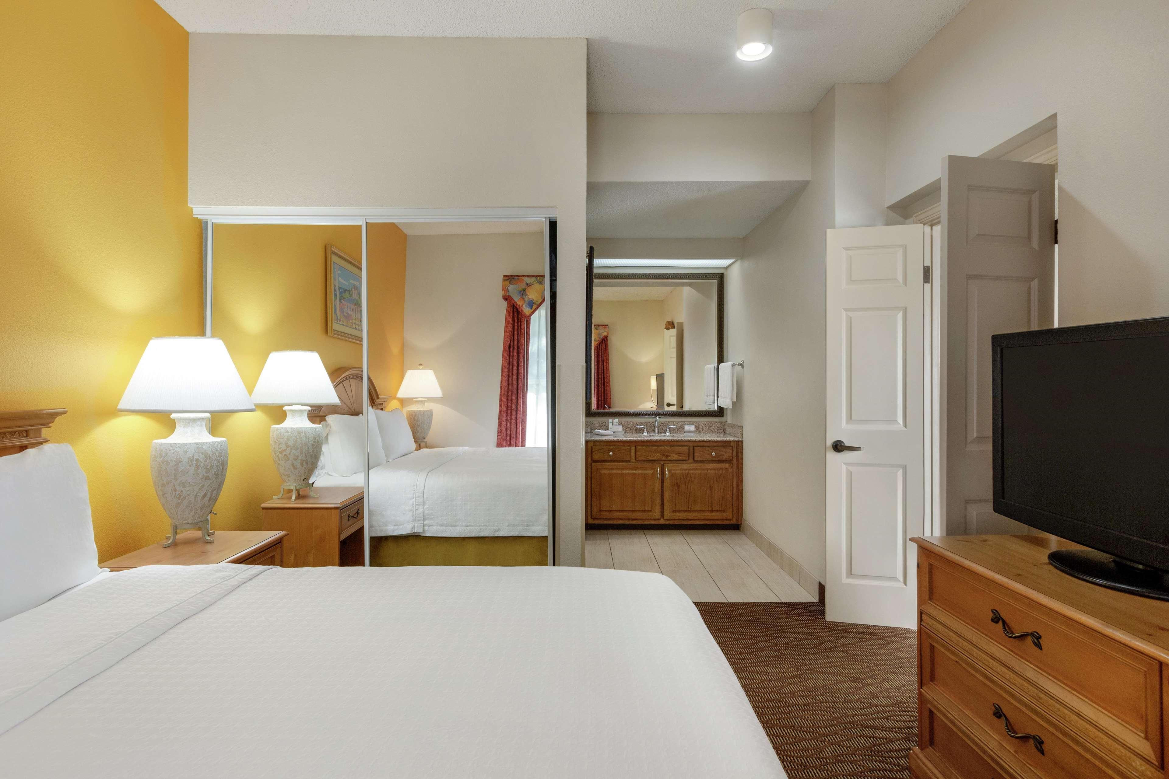 Homewood Suites By Hilton Fort Myers Bagian luar foto